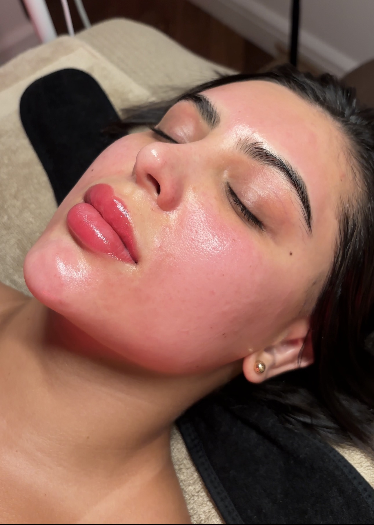 Signature Glass Skin Facial
